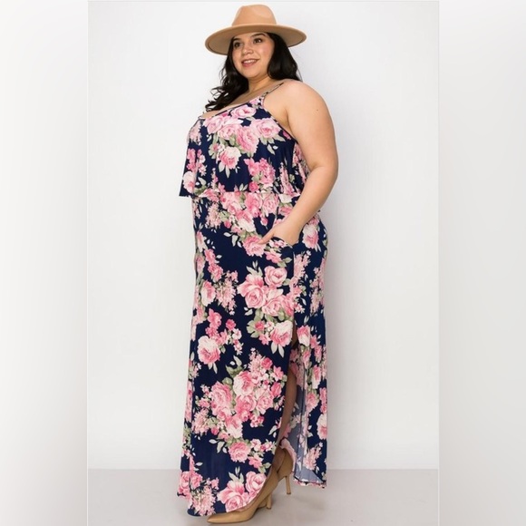 🔥New🔥 Plus Size Sleeveless Flower Print Maxi Dress (2X,3X) - Picture 2 of 5